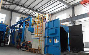 Industrial Large Sand Blasting Room With Scraper , Two Stages Dust Removing